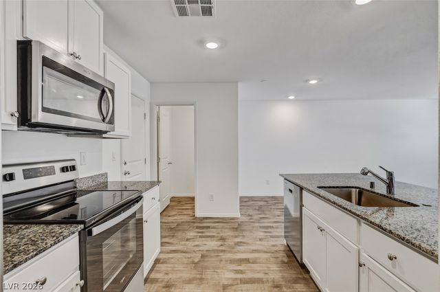 1137 Meadow Sparrow Place, Henderson, NV 89011