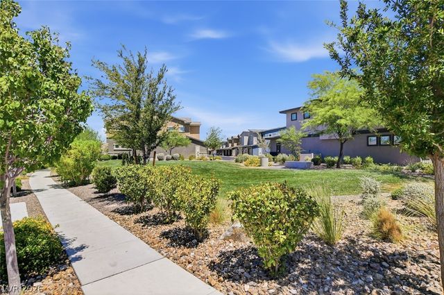 1137 Meadow Sparrow Place, Henderson, NV 89011