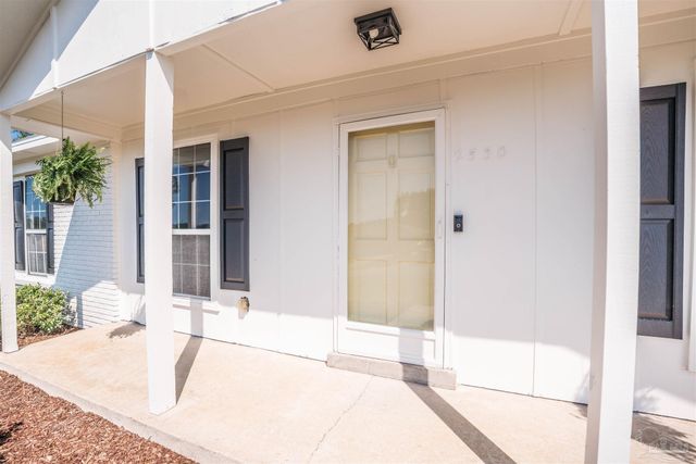 2530 Tomlinson Rd, Pensacola, FL 32526