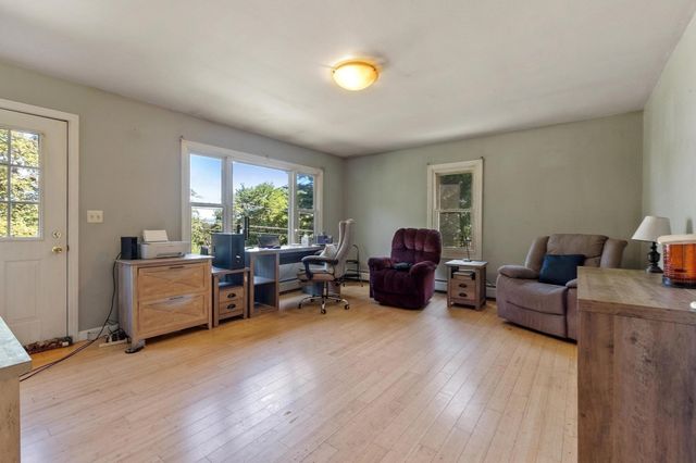 56 Bliss St, Athol, MA 01331