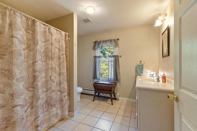 56 Bliss St, Athol, MA 01331