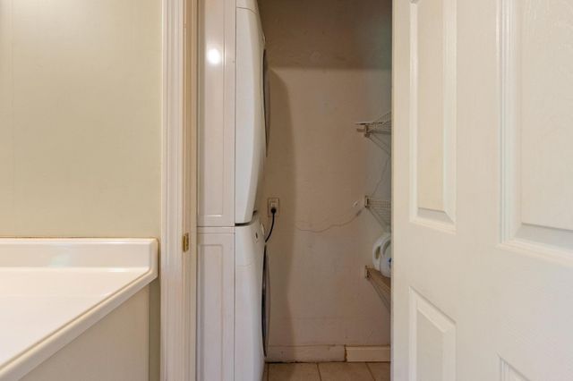 56 Bliss St, Athol, MA 01331