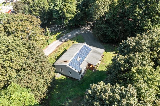 56 Bliss St, Athol, MA 01331