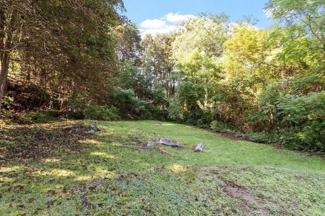 56 Bliss St, Athol, MA 01331
