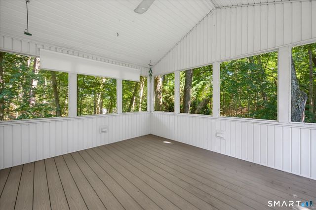 10 Glenwood Terrace, Cromwell, CT 06416