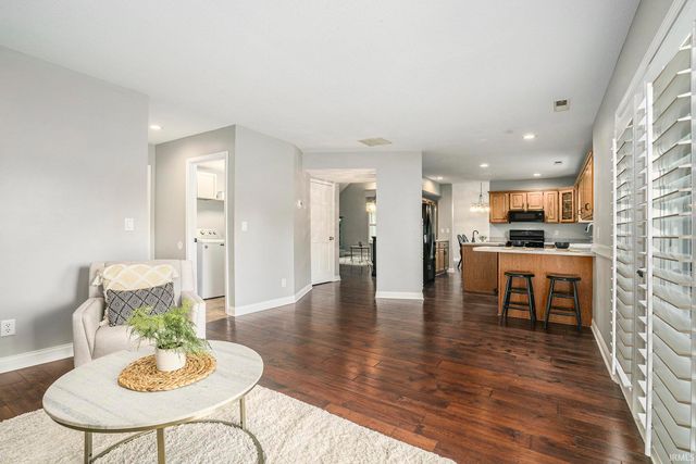 455 N Lincoln Park, Warsaw, IN 46580