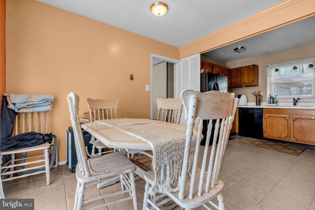 27 GENESEE LN, Willingboro, NJ 08046