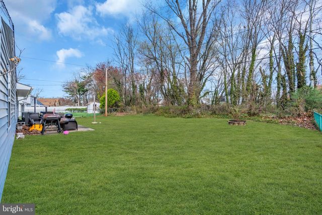 27 GENESEE LN, Willingboro, NJ 08046