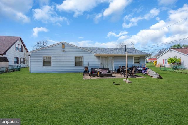 27 GENESEE LN, Willingboro, NJ 08046