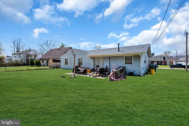 27 GENESEE LN, Willingboro, NJ 08046