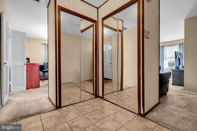 27 GENESEE LN, Willingboro, NJ 08046