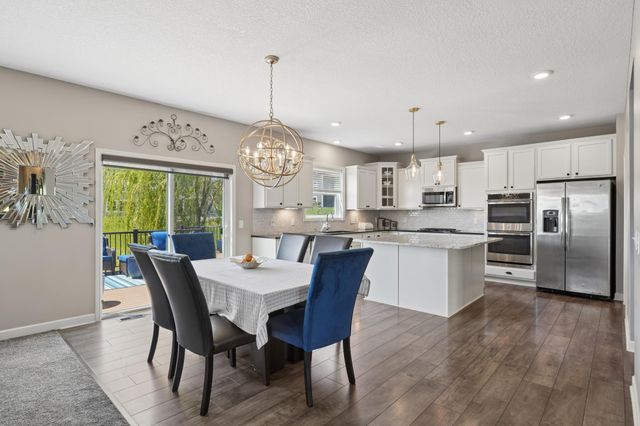9557 Junco Road N, Lake Elmo, MN 55042