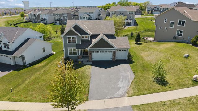 9557 Junco Road N, Lake Elmo, MN 55042