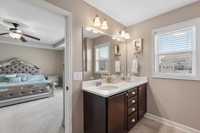 9557 Junco Road N, Lake Elmo, MN 55042