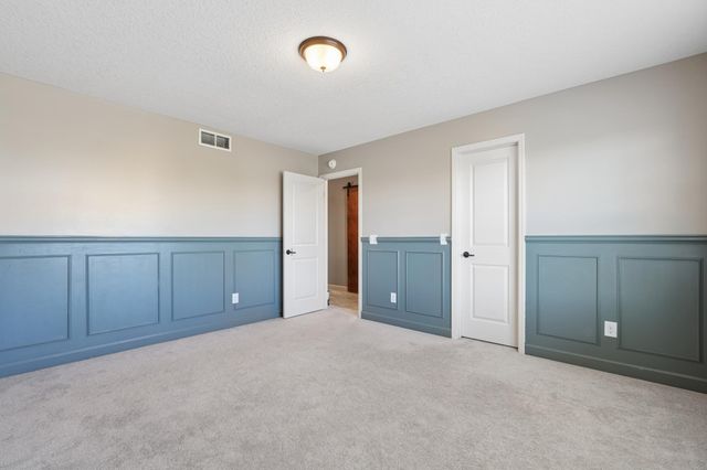 9557 Junco Road N, Lake Elmo, MN 55042