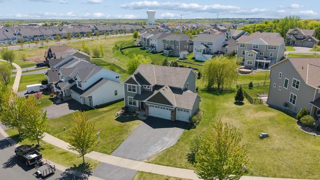 9557 Junco Road N, Lake Elmo, MN 55042