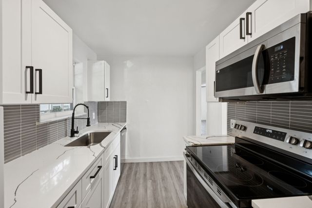 809 W Broadus Avenue, Fort Worth, TX 76115