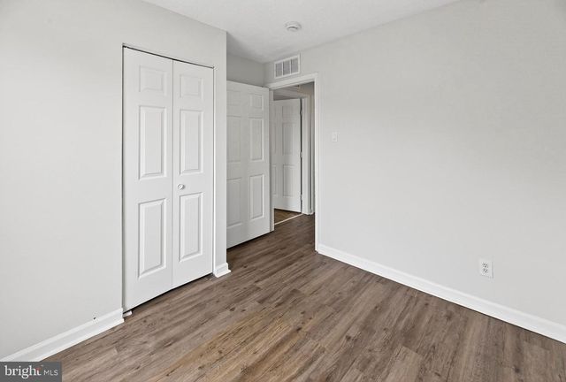 70 COACHLIGHT DR, Sicklerville, NJ 08081