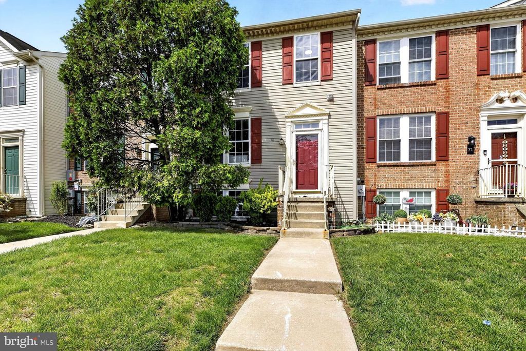 70 COACHLIGHT DR, Sicklerville, NJ 08081