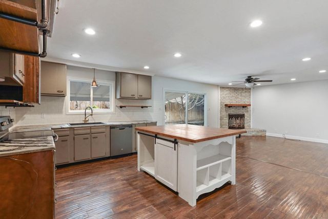 900 Virginia Ave, Lodi, CA 95242