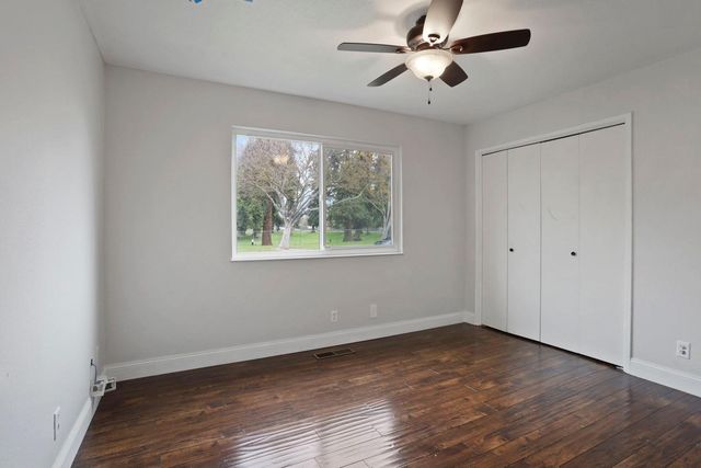 900 Virginia Ave, Lodi, CA 95242