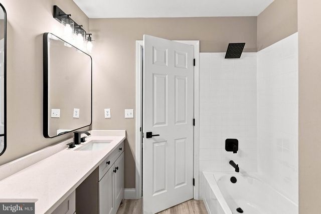 2740 DORAL ST, Vineland, NJ 08361