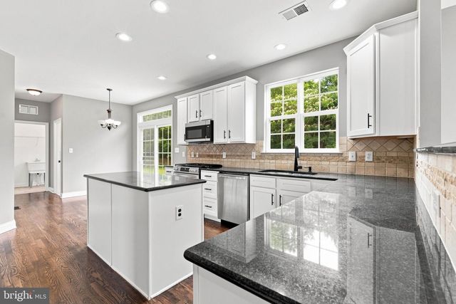 2740 DORAL ST, Vineland, NJ 08361