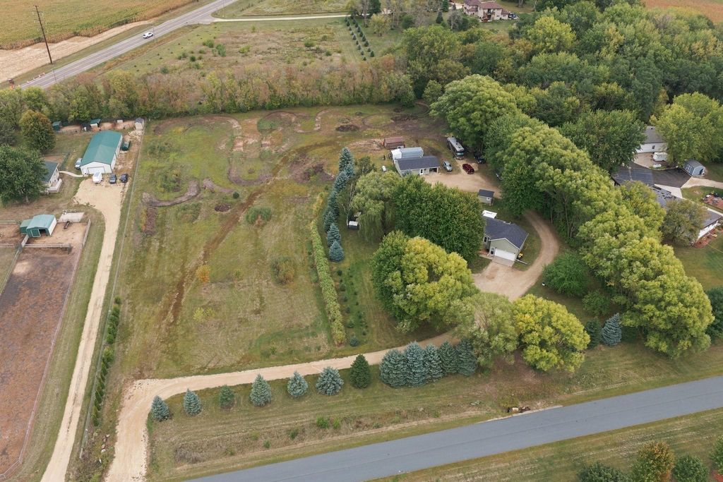 28430 Hogan Avenue, Randolph, MN 55065 — photo 2