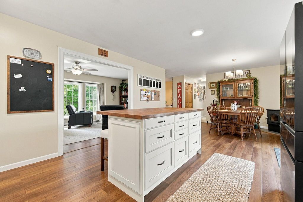 28430 Hogan Avenue, Randolph, MN 55065 — photo 4