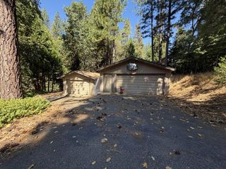 6001 Calico Ct, Pollock Pines, CA 95726