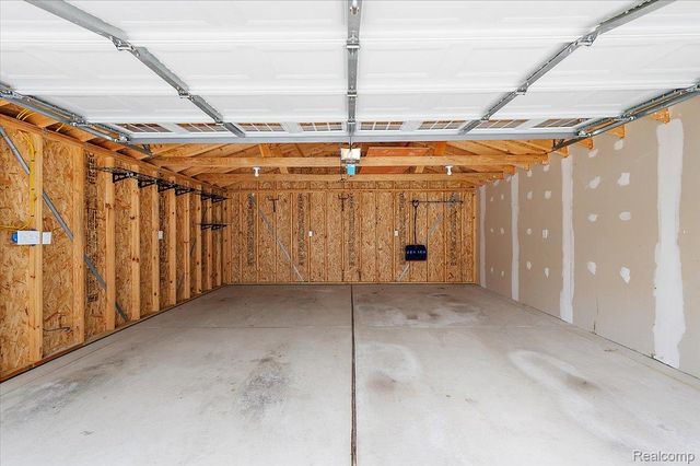 3150 Royal Avenue, Berkley, MI 48072