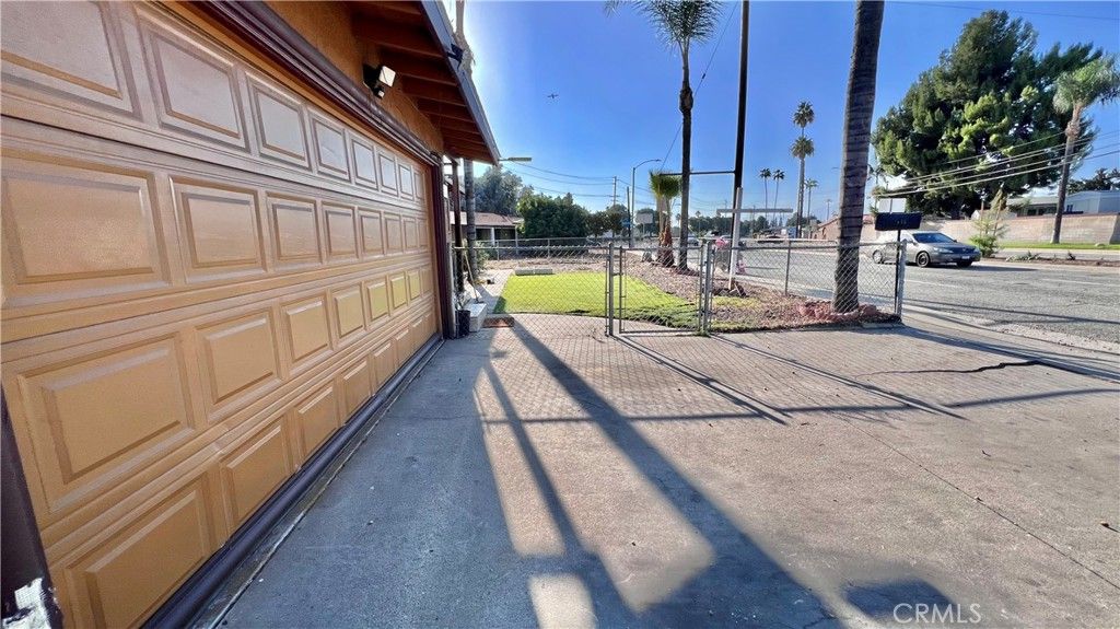 460 W Arrow, Pomona, CA 91767 — photo 3