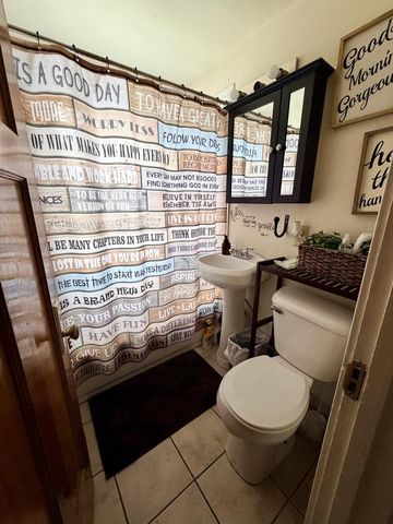 4628 W Leon TERRACE, Milwaukee, WI 53216