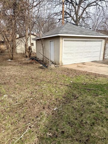 4628 W Leon TERRACE, Milwaukee, WI 53216