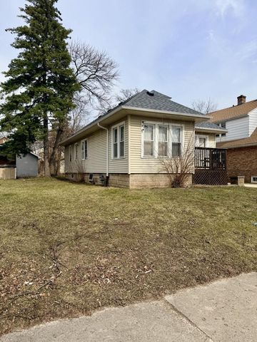4628 W Leon TERRACE, Milwaukee, WI 53216