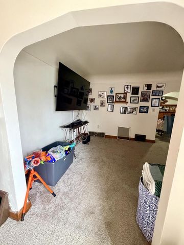 4628 W Leon TERRACE, Milwaukee, WI 53216