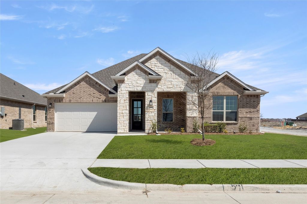 541 San Angelo Drive, Forney, TX 75126