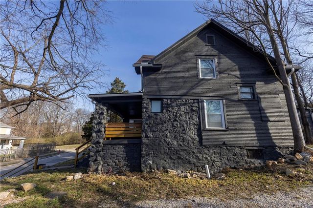 3731 Olive Street, Kansas City, MO 64109