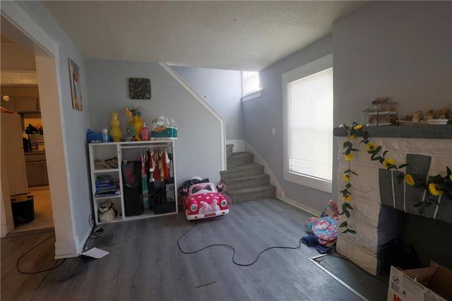 3731 Olive Street, Kansas City, MO 64109