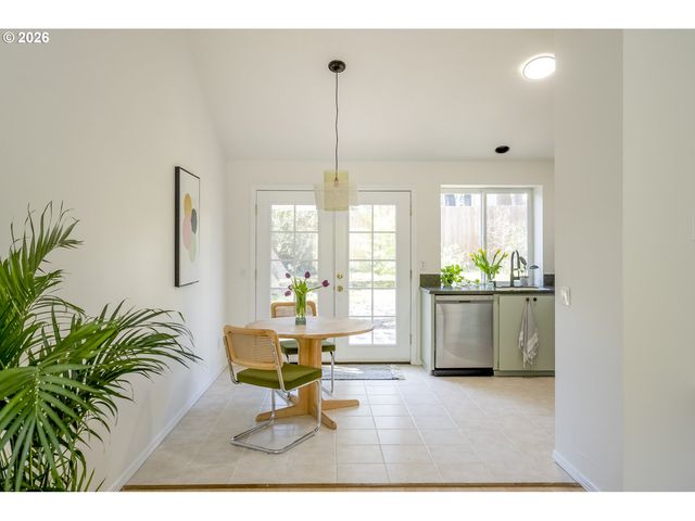 7227 Sw LINETTE Way, Beaverton, OR 97007