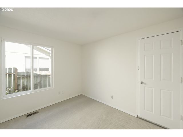 7227 Sw LINETTE Way, Beaverton, OR 97007