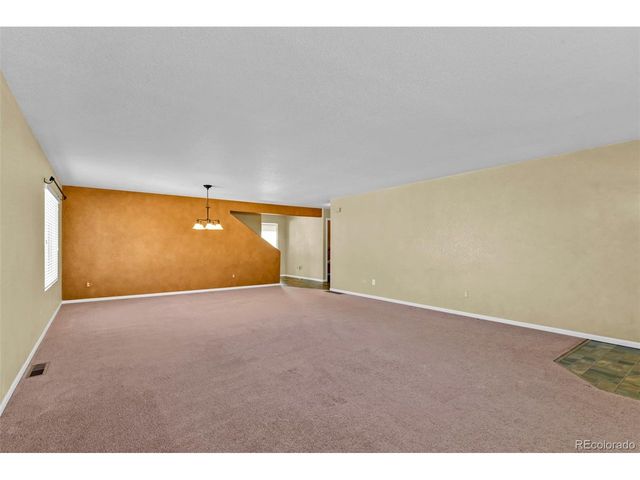 7861 Lantern Ln, Fountain, CO 80817