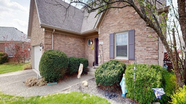 400 Olde Colony Cove, Louisville, KY 40214