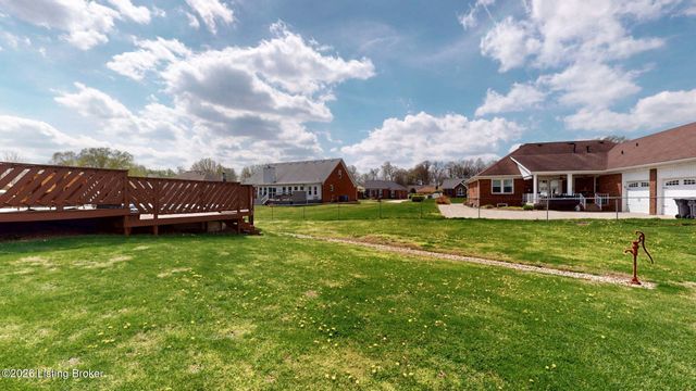 400 Olde Colony Cove, Louisville, KY 40214