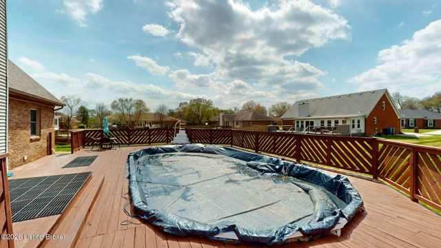 400 Olde Colony Cove, Louisville, KY 40214