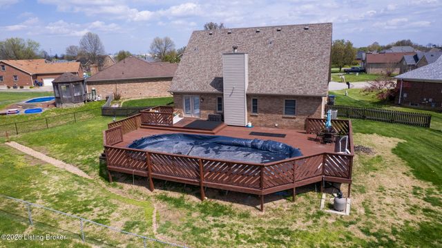 400 Olde Colony Cove, Louisville, KY 40214