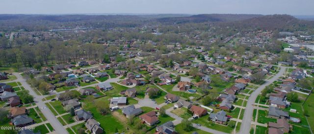 400 Olde Colony Cove, Louisville, KY 40214