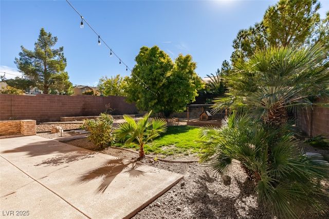 25 Precipice Court, Henderson, NV 89002
