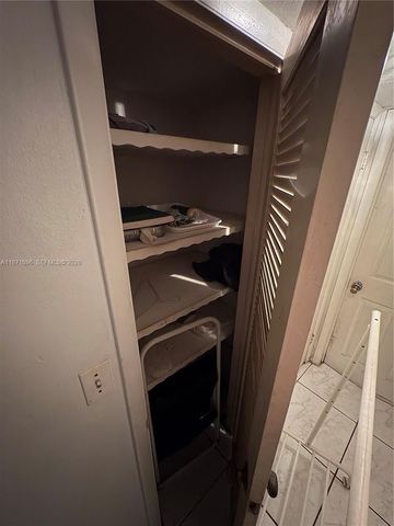 1401 NE 191st St D204, Miami, FL 33179