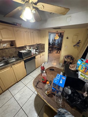 1401 NE 191st St D204, Miami, FL 33179